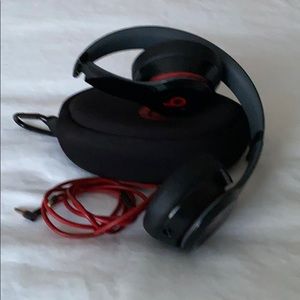 Beats by Dre solo 2 wired
